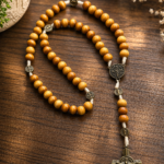 Terço São Bento Madeira Clara - Importado do Brasil Feiro a Mão