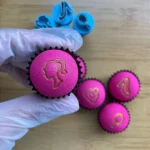 Carimbinhos Tema Boneca para Docinhos – 5 Peças - Imagem 4